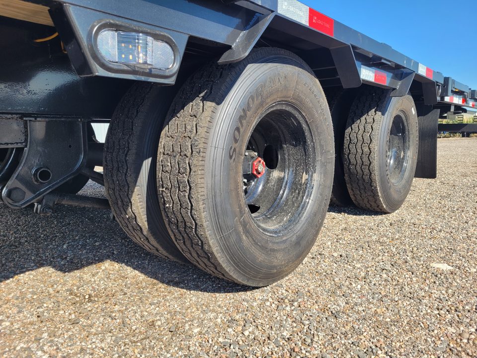 New 2027 Load Trail 102"X36' Gooseneck Hydraulic Dovetail Trailer