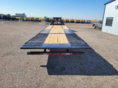 New 2027 Load Trail 102"X36' Gooseneck Hydraulic Dovetail Trailer