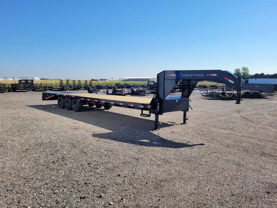 New 2027 Load Trail 102"x32' Gooseneck Triple Axle Deckover Trailer
