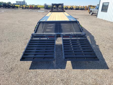 New 2027 Load Trail 102"x32' Gooseneck Triple Axle Deckover Trailer