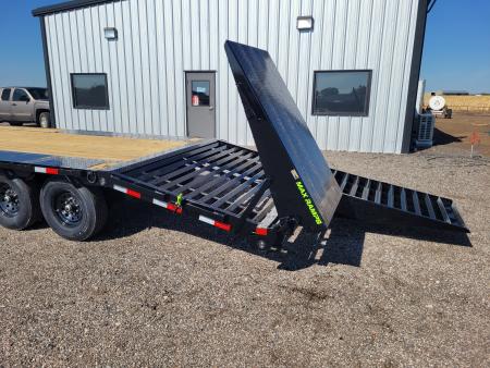 New 2027 Load Trail 102"x32' Gooseneck Triple Axle Deckover Trailer