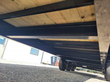 New 2027 Load Trail 102"x32' Gooseneck Triple Axle Deckover Trailer