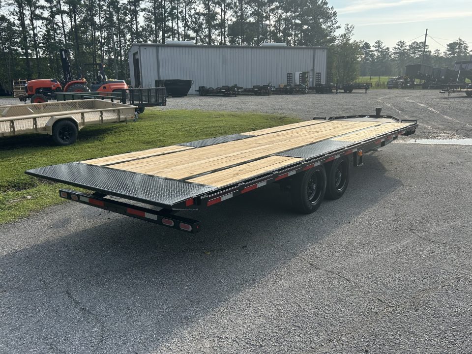 New 2027 Diamond C DET Tilt Trailer, 8.5x24 Full Tilt , Power up & Down, 8K Axles, #12,680 lbs