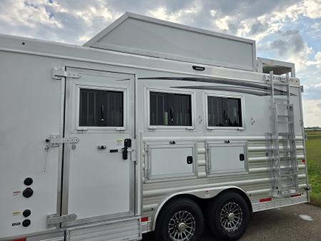 New 2027 Merhow Stampede 3 Horse