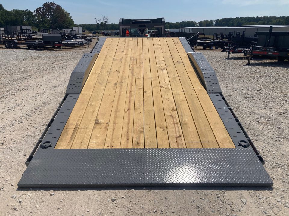 New 2027 Diamond C Trailers 102x24 TANDEM 20K GN TILT W/ 18' TILT BED, 6' STATIONARY DECK, HYDROJACKS & SOLAR CHARGER Tilt Trailer