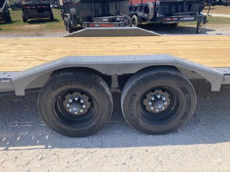 New 2027 Diamond C Trailers 102x24 TANDEM 20K GN TILT W/ 18' TILT BED, 6' STATIONARY DECK, HYDROJACKS & SOLAR CHARGER Tilt Trailer