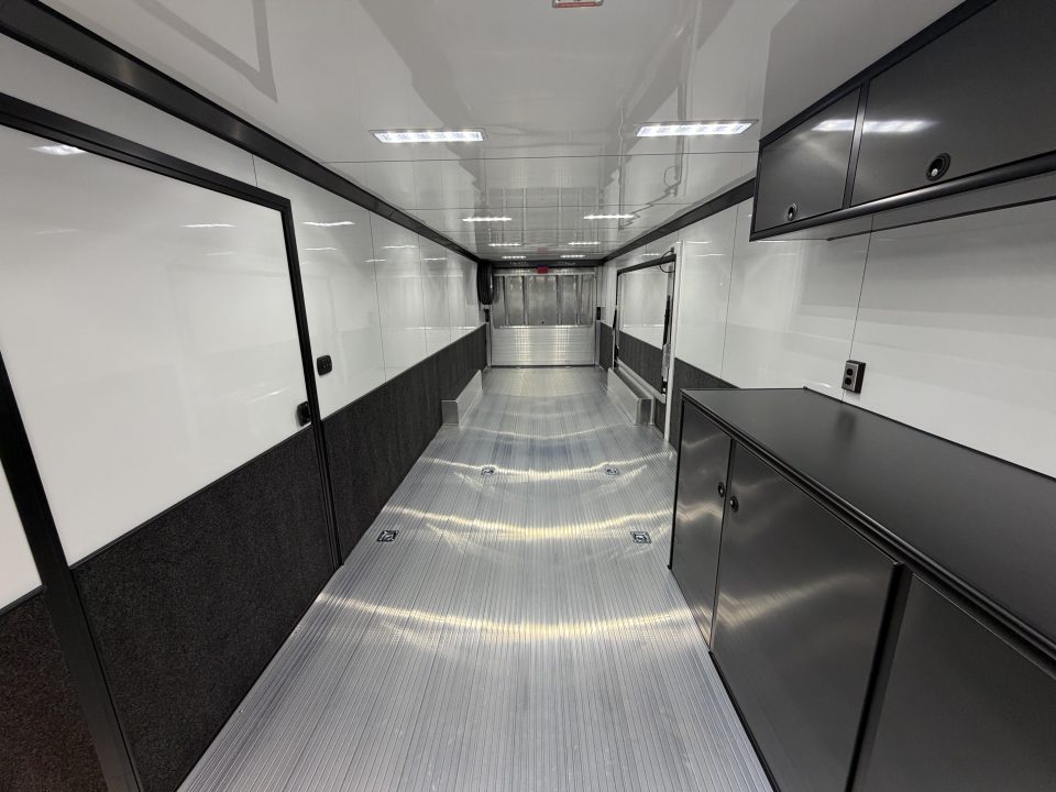 New 202 8.5X407 inTech GOOSENECK RACE TRAILER