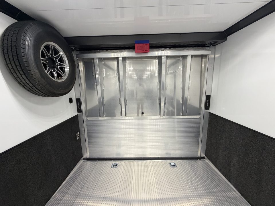 New 202 8.5X407 inTech GOOSENECK RACE TRAILER