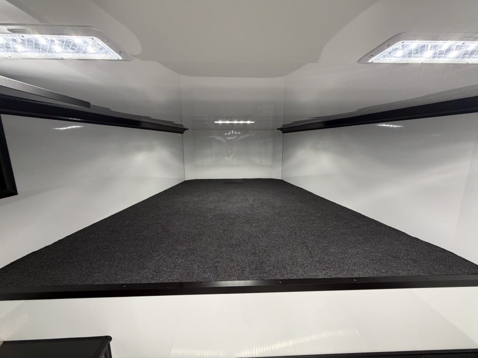 New 202 8.5X407 inTech GOOSENECK RACE TRAILER