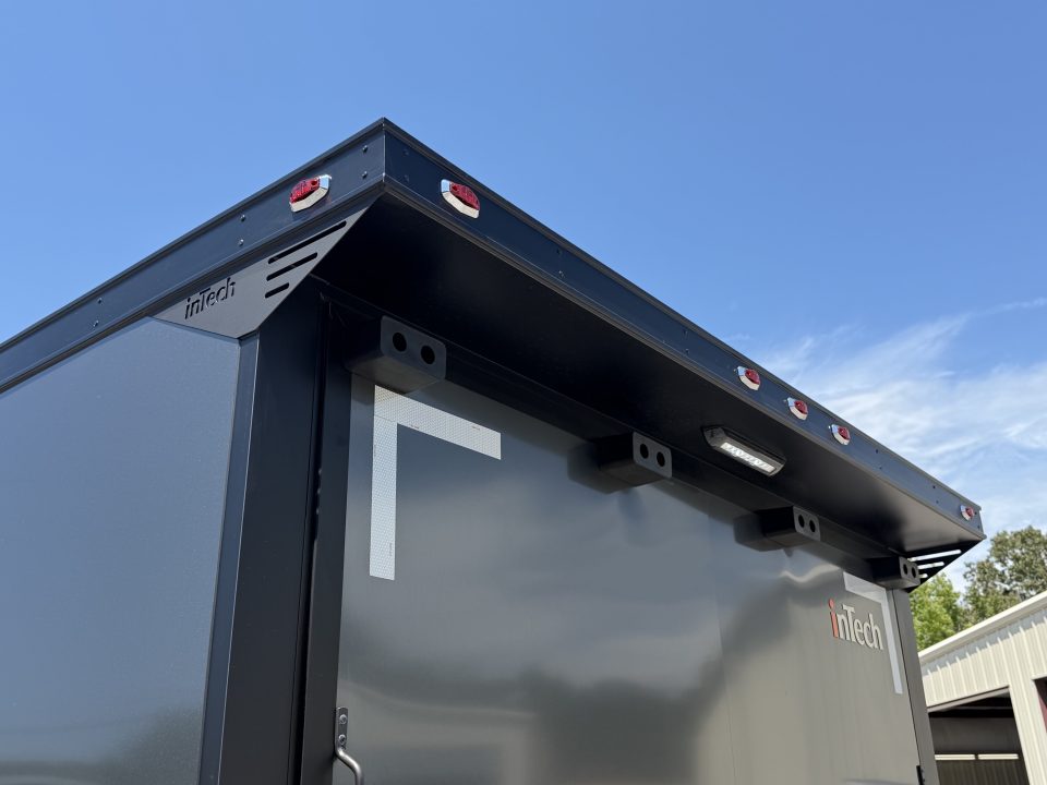 New 202 8.5X407 inTech GOOSENECK RACE TRAILER