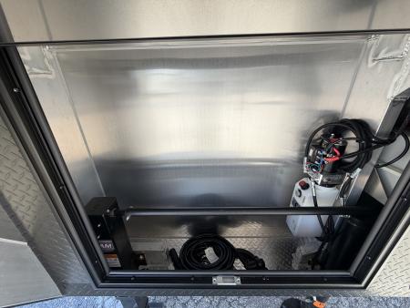 New 202 8.5X407 inTech GOOSENECK RACE TRAILER