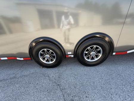 New 202 8.5X407 inTech GOOSENECK RACE TRAILER