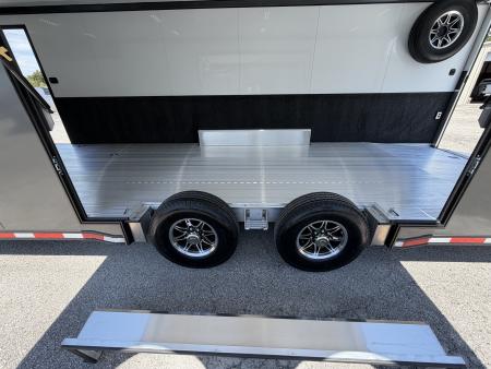 New 202 8.5X407 inTech GOOSENECK RACE TRAILER