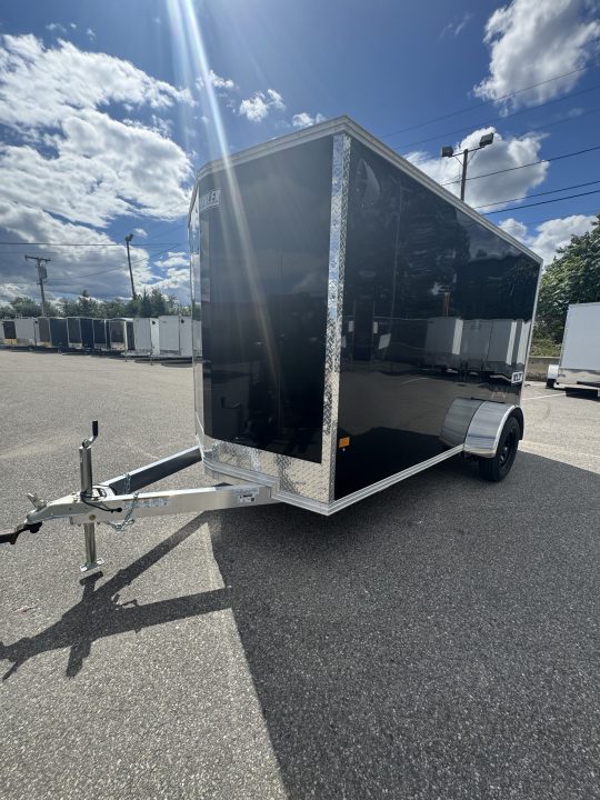 2027 E-Z Hauler photo 7