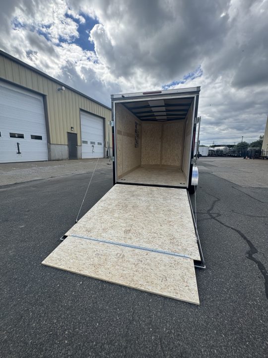 2027 American Hauler photo 5