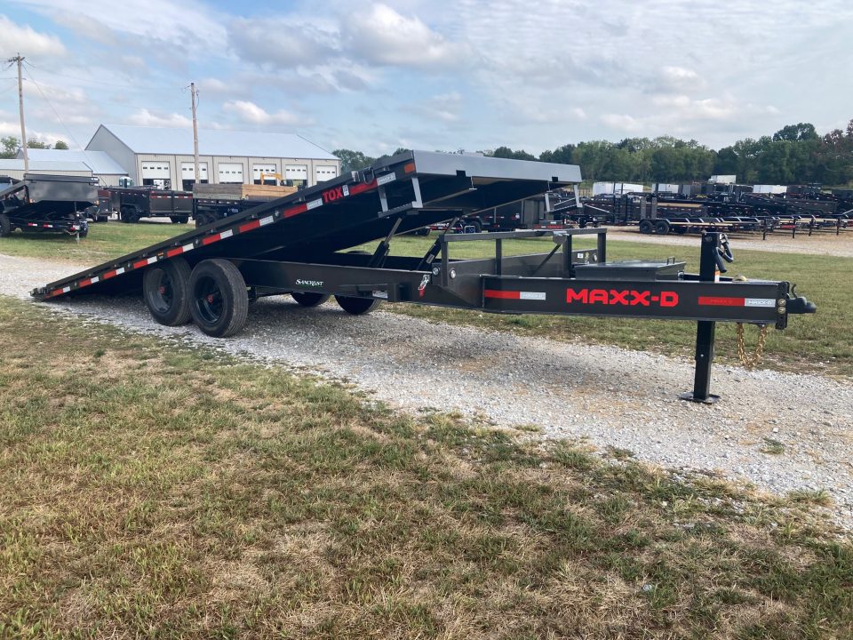 New 2027 MAXX-D 102X22 TANDEM 17.5K FULL TILT W/ WINCH PLATE & WIRELESS REMOTE Tilt Trailer