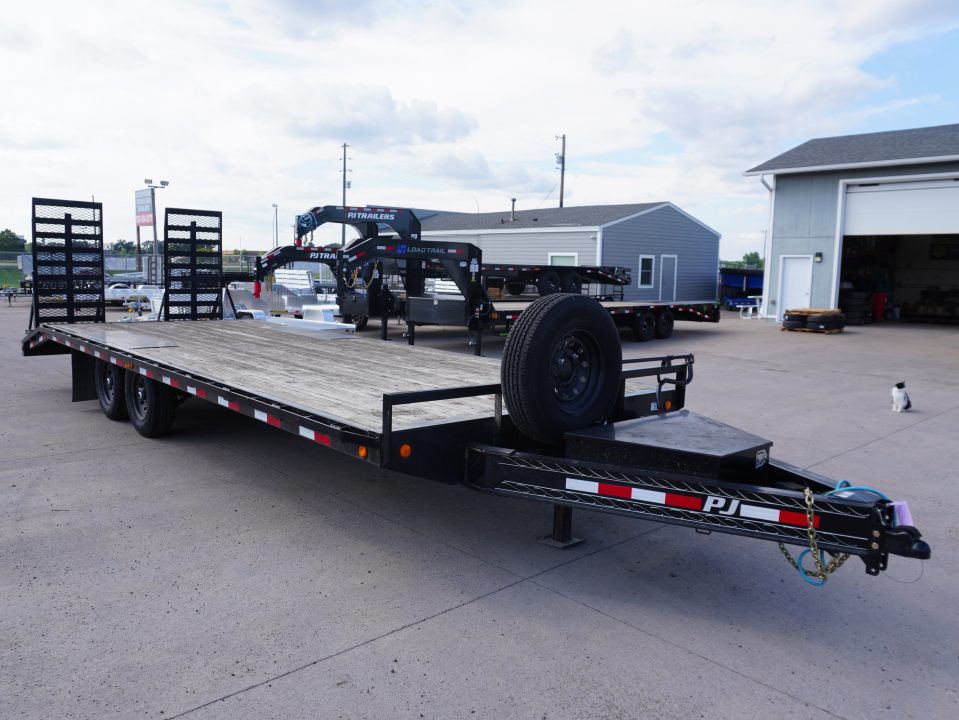 Used 2022 PJ Trailers F8 24ft Deckover Trailer