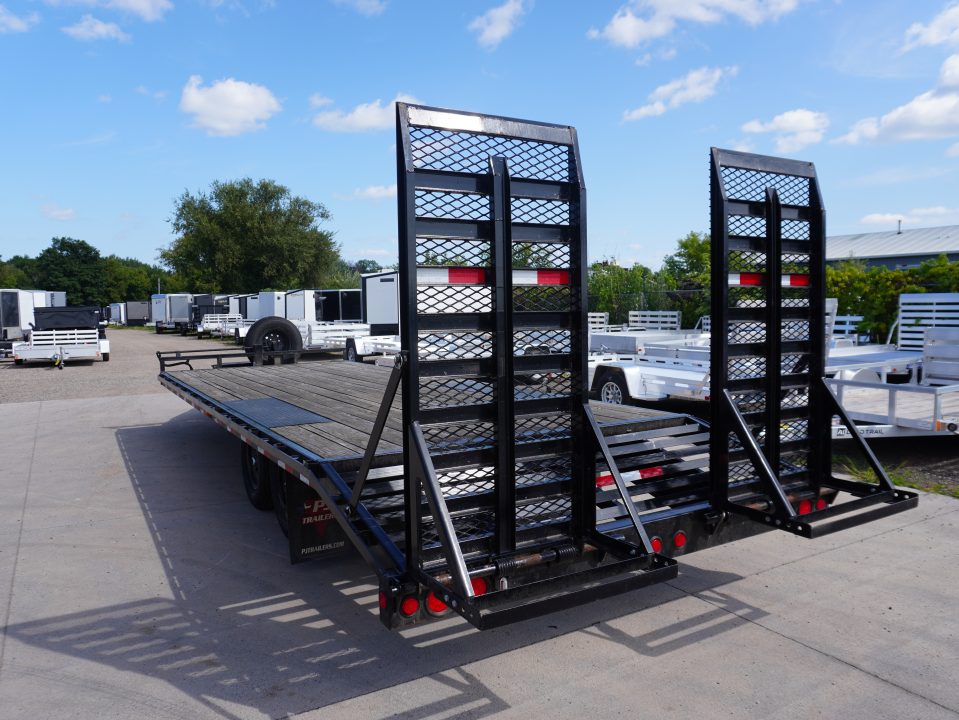 Used 2022 PJ Trailers F8 24ft Deckover Trailer
