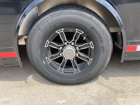 Used 2025 United UAT-8.5X28 Racing Trailer