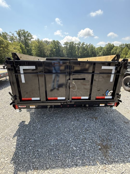New 2027 Diamond C LPT 207 14’ Dump Trailer, PACESETTER EDITION, HYD JACK, HEAVY FENDERS, 32” FENDERS
