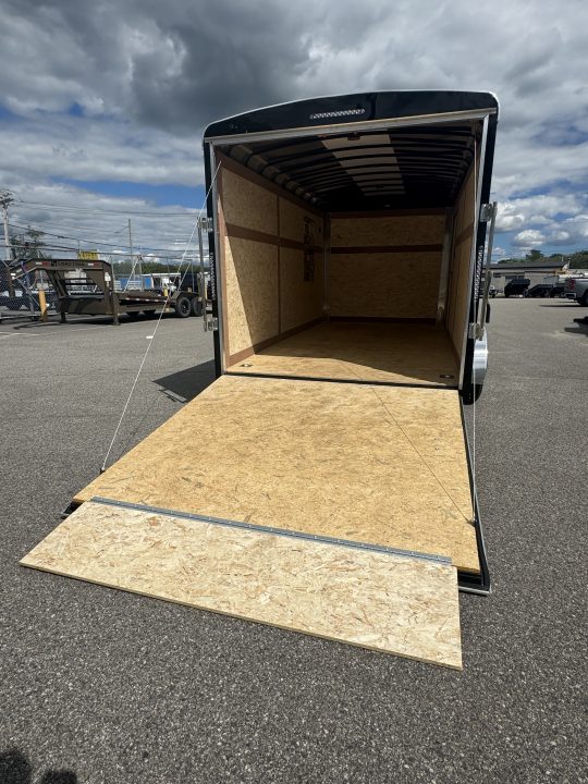 2027 American Hauler photo 5