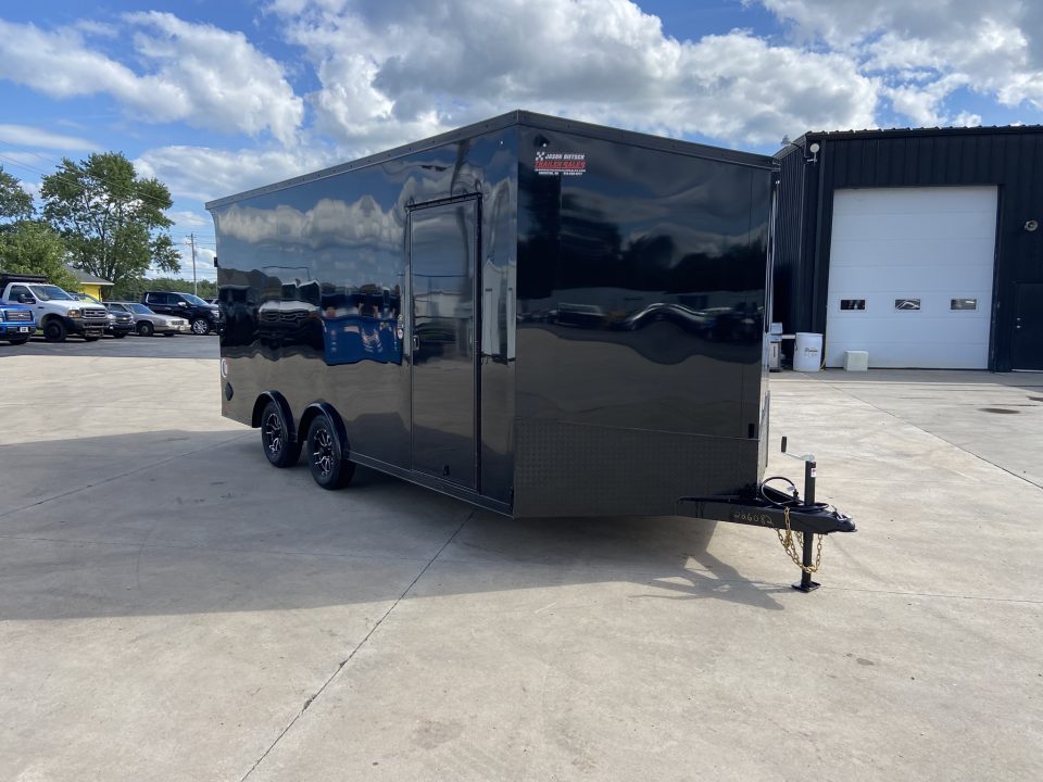 New United UJ-8.5X18 Cargo Enclosed Trailer