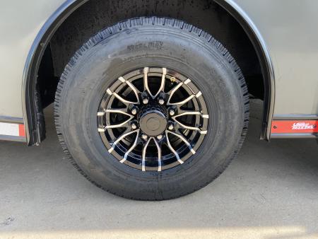 New United Trailers UXT-8.5X20 Contractor