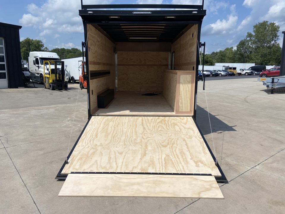 New United Trailers UXT-8.5X16 Contractor