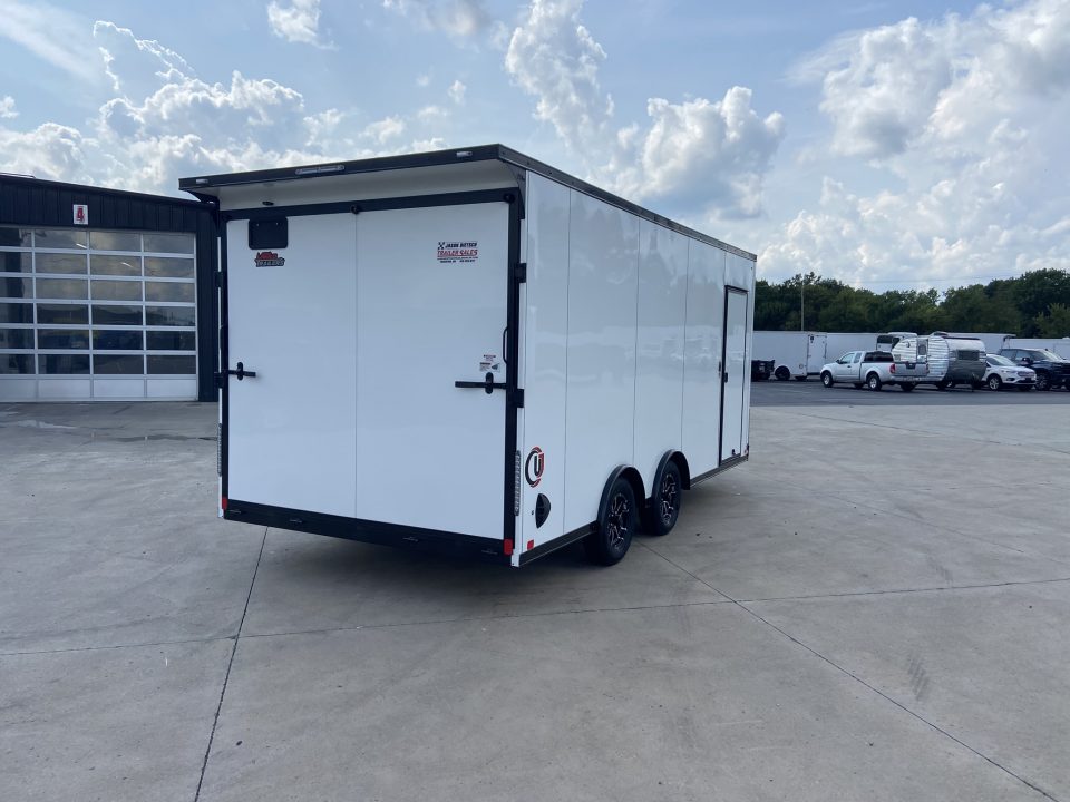New United UJ-8.5X18 Cargo Enclosed Trailer