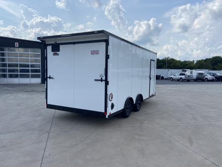 New United UJ-8.5X18 Cargo Enclosed Trailer