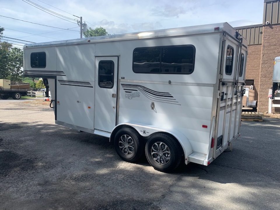 Used 2013 Kingston Trailers 2h GN D/Room Horse Trailer
