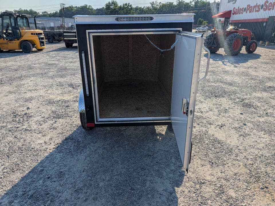 2027 Covered Wagon photo 5