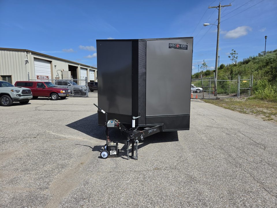 New 2027 Discovery Trailers Car Hauler ET 8.5x20 10k Enclosed Car Hauler #31453 Car / Racing Trailer