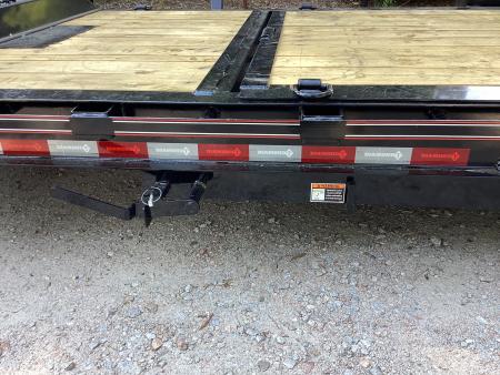 New 2027 Diamond T 8320HDSKP Tilt Trailer
