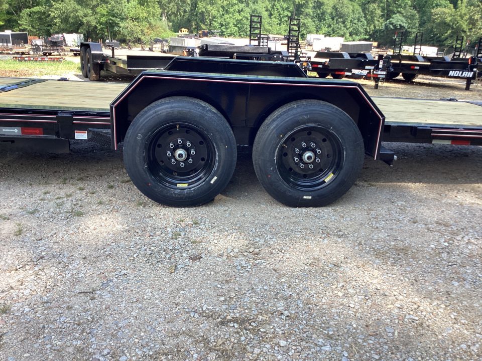 New 2027 Diamond T 8322HDSKP Tilt Trailer