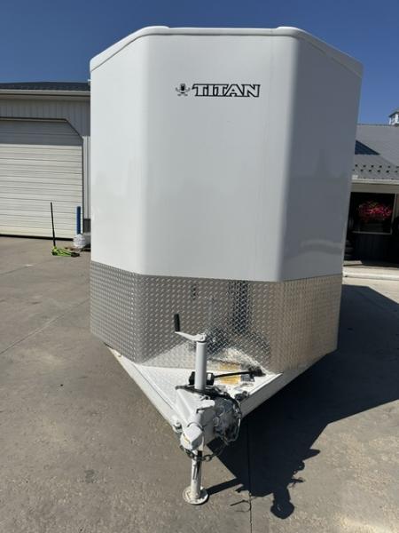 Used 2025 Titan 14' Primo