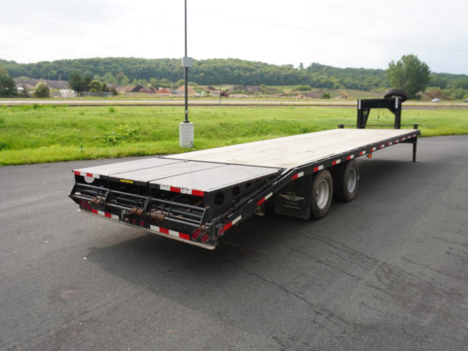 Used 2007 H&H Trailers 8.5x30 Gooseneck Deckover Trailer