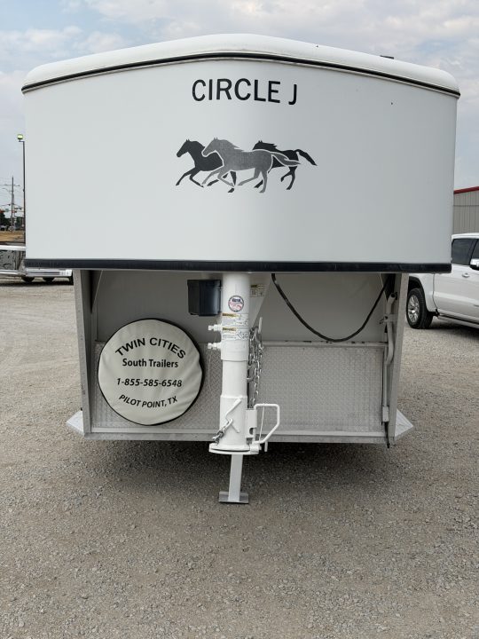 Used 2005 Circle J 2 Horse Gooseneck Horse Trailer
