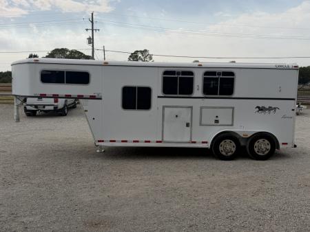 Used 2005 Circle J 2 Horse Gooseneck Horse Trailer