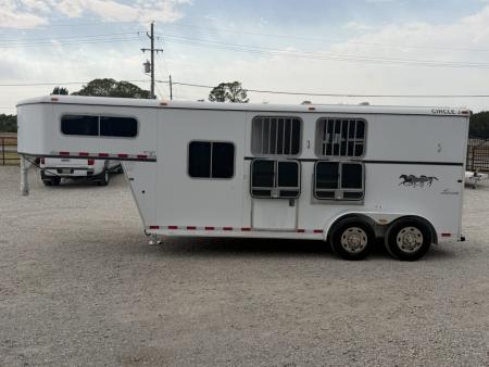 Used 2005 Circle J 2 Horse Gooseneck Horse Trailer