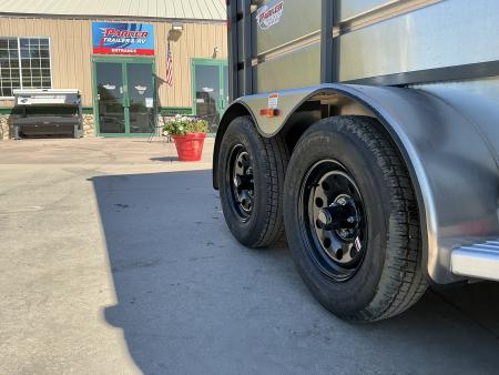 New 2027 Maverick 2HS-7K 7' 6 Horse Trailer