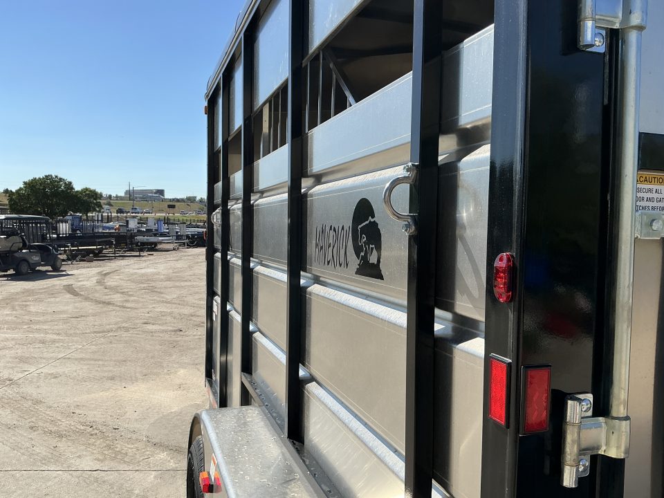 New 2027 Maverick MAV2HS-7K 7' 6 Horse Trailer