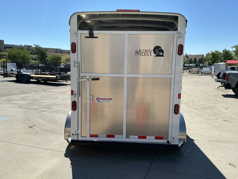 New 2027 Maverick 2HS-7K 7' 6 Horse Trailer
