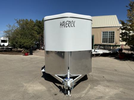 New 2027 Maverick 2HS-7K 7' 6 Horse Trailer