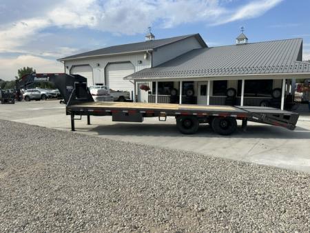 New 2027 Diamond C 25' FMAX