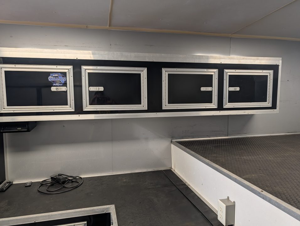 Used 2019 8.5X53 Vintage GOOSENECK RACE TRAILER