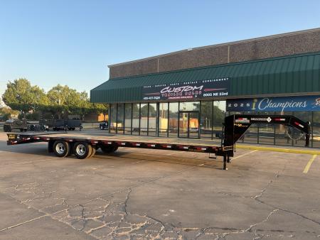 New #038462 2027 DIAMOND T DTF 32 X 102 DUAL TANDEM 20K FLATBED GOOSENECK W/ MAXX RAMPS