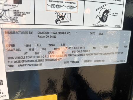 New #038462 2027 DIAMOND T DTF 32 X 102 DUAL TANDEM 20K FLATBED GOOSENECK W/ MAXX RAMPS