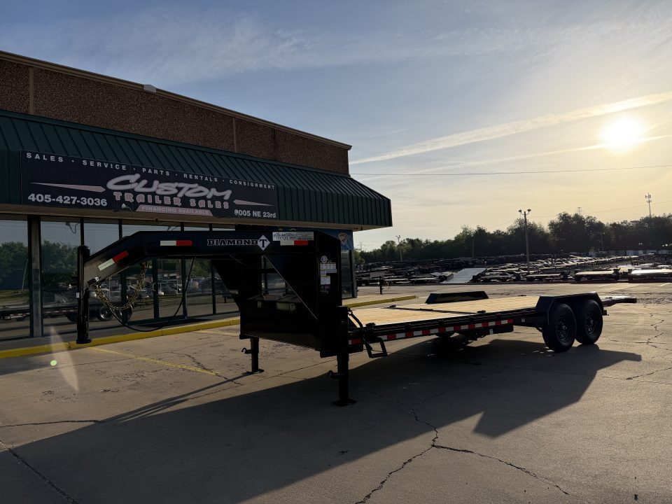24×83 Tilt Trailer photo 8
