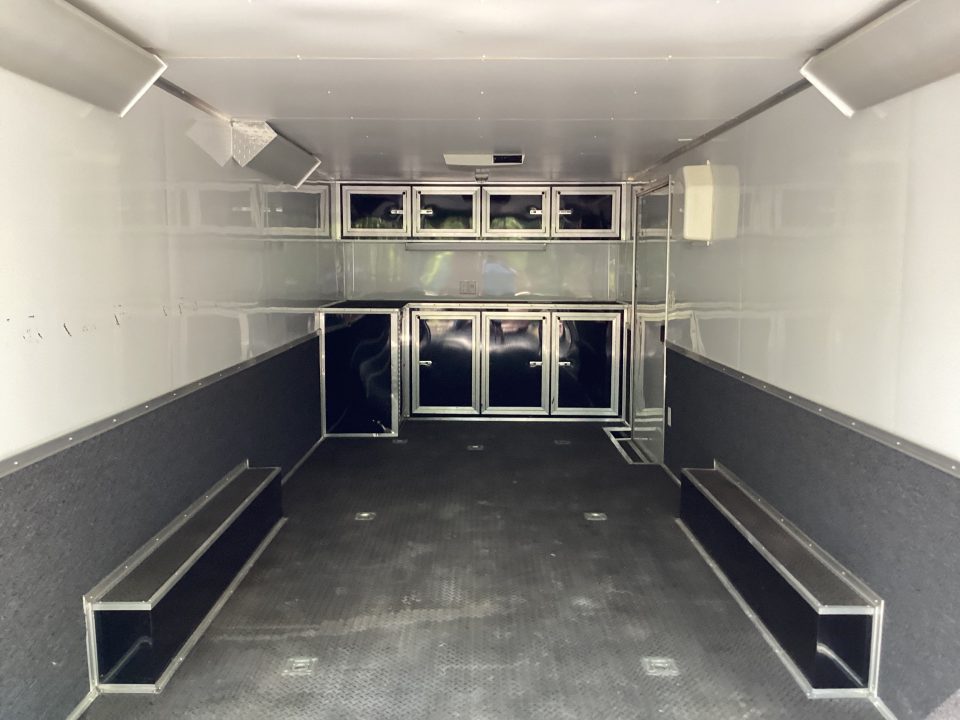 Used 2011 Continental Cargo 26 Cargo / Enclosed Trailer